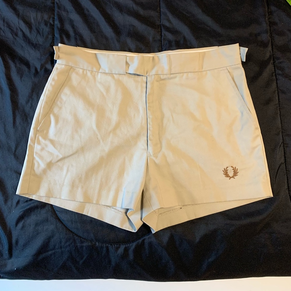 Fred Perry khaki shorts